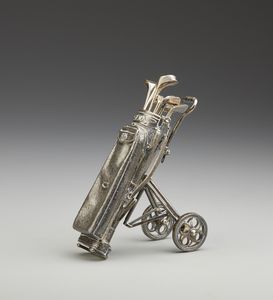 ARGENTIERE DEL XX SECOLO : Sacca da golf in argento  - Asta Asta 379 | ARTE ANTICA E DEL XIX SECOLO - Dipinti antichi e antiquariato  Online - Associazione Nazionale - Case d'Asta italiane