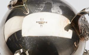 ARGENTIERE FRANCESE DEL XX SECOLO : Servizio in metallo argentato Christofle composto da caffettiera, teiera, lattiera e zuccheriera a corpo piriforme e poggianti su piedi a ricciolo  - Asta Asta 379 | ARTE ANTICA E DEL XIX SECOLO - Dipinti antichi e antiquariato  Online - Associazione Nazionale - Case d'Asta italiane