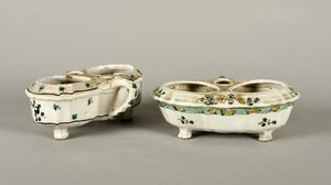 MANIFATTURA VENETA DEL XX SECOLO - Coppia di oliere in terraglia dipinta con decori floreali