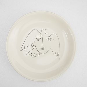 Pablo Picasso : Volto - Colomba della pace (Coppia di piatti)  - Asta Arte moderna e contemporanea - Associazione Nazionale - Case d'Asta italiane