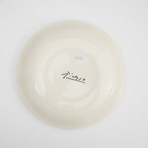 Pablo Picasso : Volto - Colomba della pace (Coppia di piatti)  - Asta Arte moderna e contemporanea - Associazione Nazionale - Case d'Asta italiane