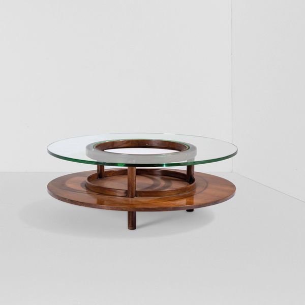 Gianfranco Frattini, Attribuito a : Tavolo basso  - Asta Design 200 - Associazione Nazionale - Case d'Asta italiane