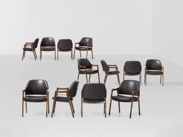 ICO PARISI : Dodici poltroncine mod. 814  - Asta Design 200 - Associazione Nazionale - Case d'Asta italiane