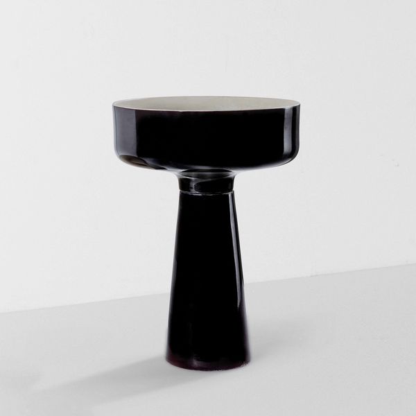 ANGELO MANGIAROTTI : Fioriera alta nera  - Asta Design 200 - Associazione Nazionale - Case d'Asta italiane