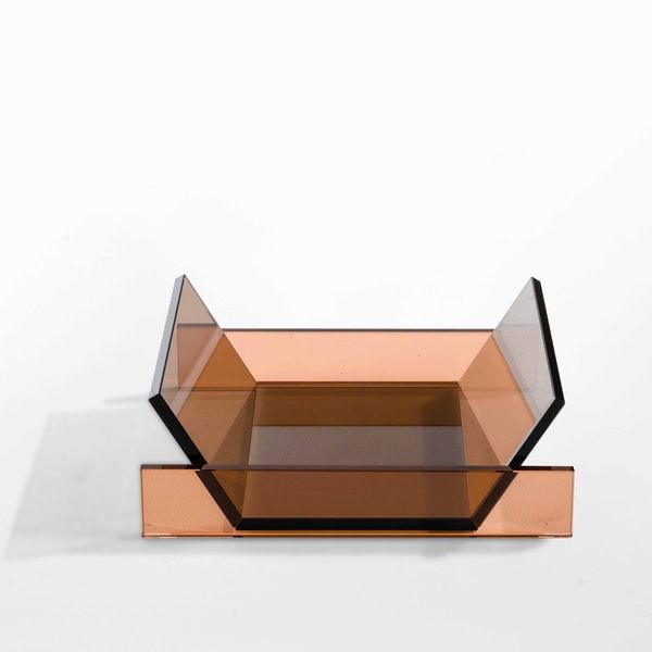 ETTORE SOTTSASS : Centrotavola in cristallo colorato  - Asta Design 200 - Associazione Nazionale - Case d'Asta italiane