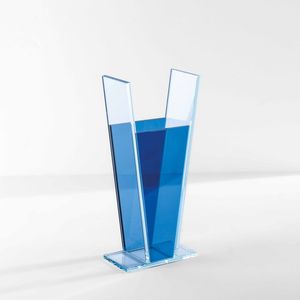 ETTORE SOTTSASS - Vaso mod. Indigo in cristallo colorato.