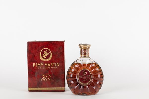 FRANCIA : Remy Martin XO Special  - Asta Vini e distillati - Associazione Nazionale - Case d'Asta italiane