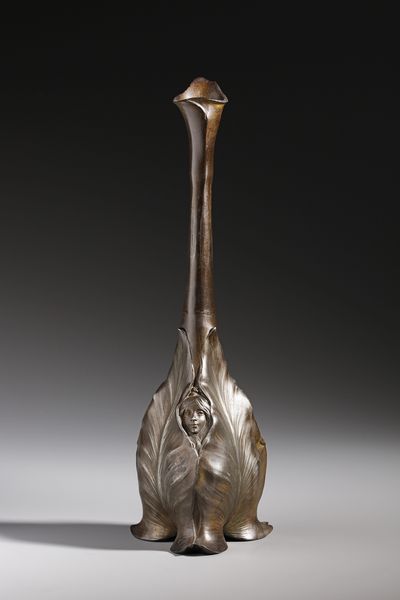 MANIFATTURA FRANCESE DEGLI INIZI DEL XX SECOLO : Vaso a balaustro in metallo in forma di stelo da cui emergono delle figure femminili  - Asta Asta 381 | ARTE ANTICA E DEL XIX SECOLO - Dipinti del XIX secolo  Online - Associazione Nazionale - Case d'Asta italiane