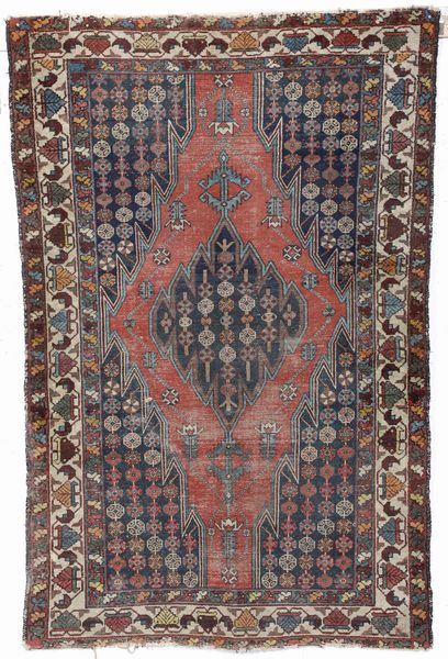 Tappeto Yalamen, Persia XX secolo  - Asta Tappeti - Associazione Nazionale - Case d'Asta italiane