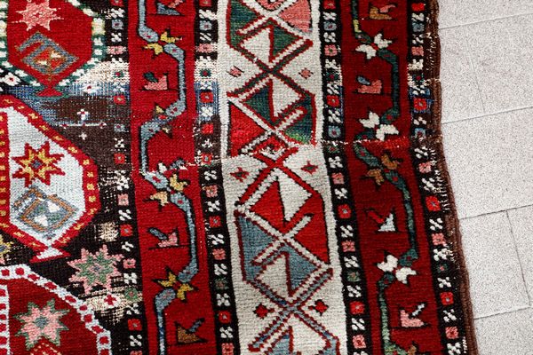 Passatoia Karabagh, Caucaso fine XIX secolo  - Asta Tappeti - Associazione Nazionale - Case d'Asta italiane