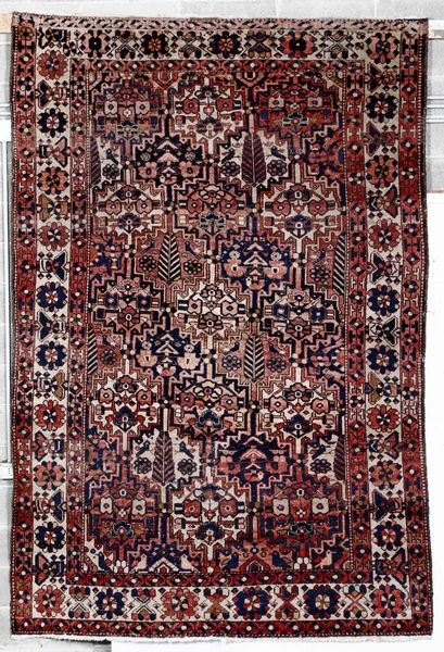 Tappeto Baktiary, Persia XX secolo  - Asta Tappeti - Associazione Nazionale - Case d'Asta italiane