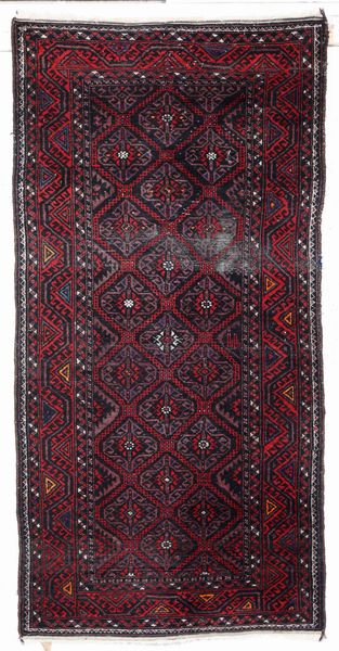 Tappeto Baluch, inizio XX secolo  - Asta Tappeti - Associazione Nazionale - Case d'Asta italiane