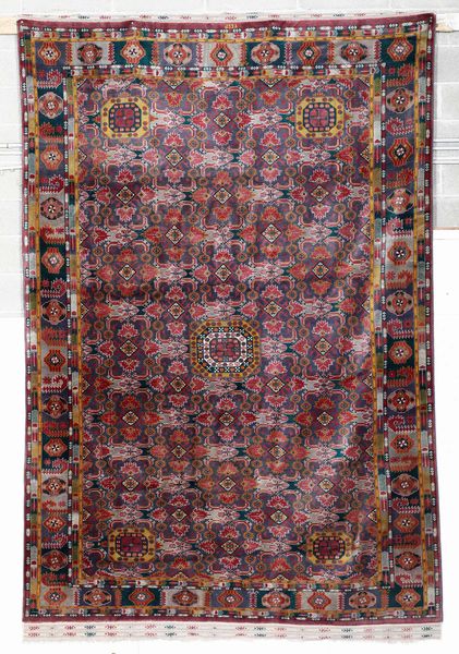 Tappeto Beshir, est Turkestan inizio XX secolo  - Asta Tappeti - Associazione Nazionale - Case d'Asta italiane