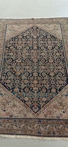 Tappeto Ferahan, Persia fine XIX inizio XX secolo  - Asta Tappeti - Associazione Nazionale - Case d'Asta italiane