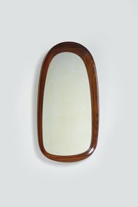 PRODUZIONE ITALIANA - Specchio in legno di noce. Anni '50 cm 78x45
