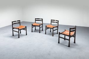 LUCIANO FRIGERIO - Quattro sedie con struttura in legno  seduta in pelle. Anni '70 cm 74x48x50
