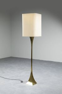 MONTAGNA GRILLO  TONELLO - Lampada da terra con struttura in ottone  paralume in tessuto. Anni '70 cm 175x39