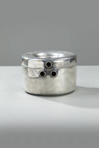 LINO SABATTINI - Portabottiglie e portabicchieri in silver plate  marcato sotto la base. Anni '60 cm 16x24 5