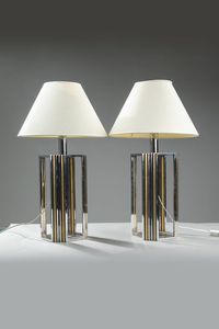 BANCI - Coppia di lampade da tavolo in metallo cromato e ottone. Anni '70 h cm 59