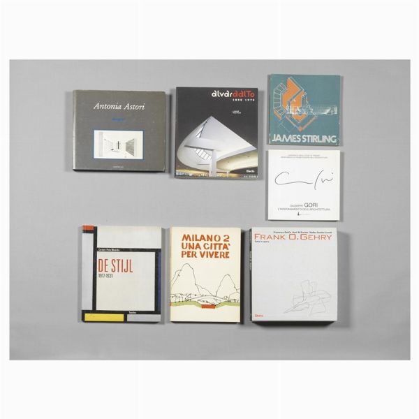 Diciassette volumi di Design e architettura  - Asta Design e Arti Decorative del '900 - Associazione Nazionale - Case d'Asta italiane