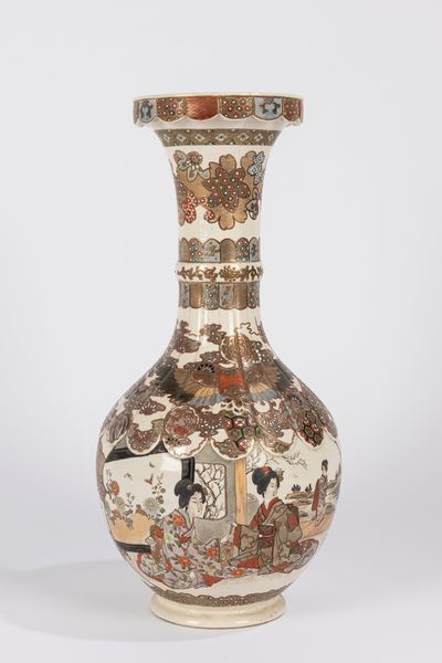 Grande vaso in ceramica Satsuma. Giappone, periodo Meiji (1868-1912)  - Asta Arte orientale / 东方艺术 - Associazione Nazionale - Case d'Asta italiane