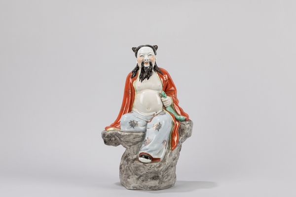 Figura in porcellana policroma. Cina, Periodo della Repubblica (1912-1949)  - Asta Arte orientale / 东方艺术 - Associazione Nazionale - Case d'Asta italiane