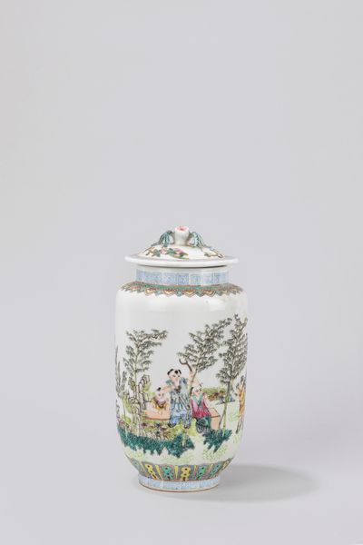 Vaso con coperchio in porcellana famiglia rosa. Cina, secolo XX  - Asta Arte orientale / 东方艺术 - Associazione Nazionale - Case d'Asta italiane