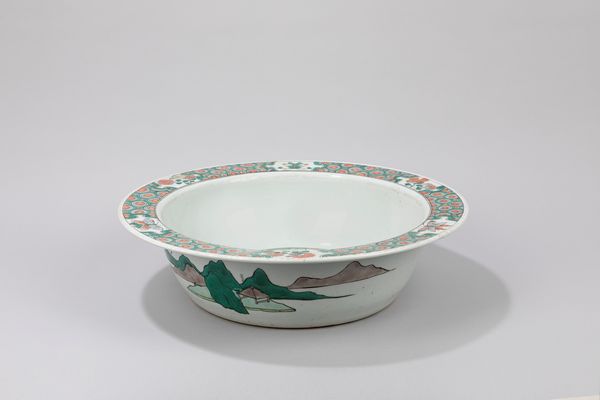 Grande bacile in porcellana famiglia verde. Cina, fine dinastia Qing  - Asta Arte orientale / 东方艺术 - Associazione Nazionale - Case d'Asta italiane