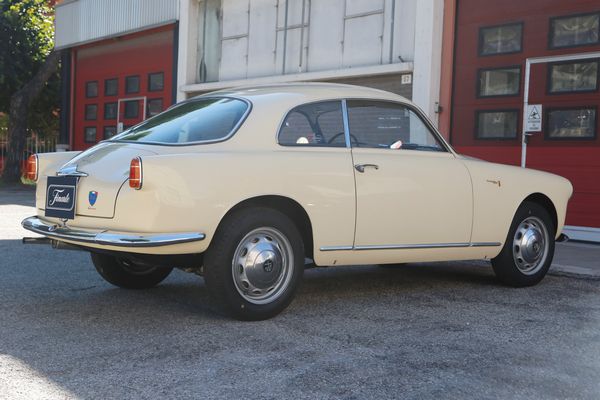 Alfa Romeo : Giulietta Sprint (Bertone)  - Asta Automobili da collezione - Associazione Nazionale - Case d'Asta italiane