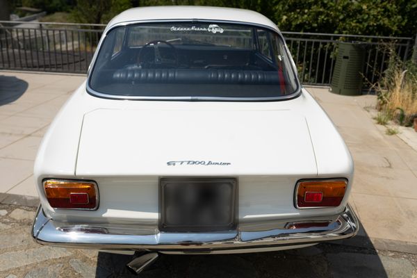 Alfa Romeo : GT 1300 Junior  - Asta Automobili da collezione - Associazione Nazionale - Case d'Asta italiane
