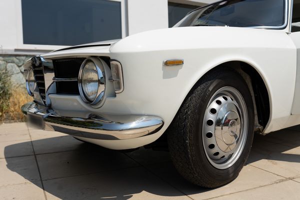 Alfa Romeo : GT 1300 Junior  - Asta Automobili da collezione - Associazione Nazionale - Case d'Asta italiane