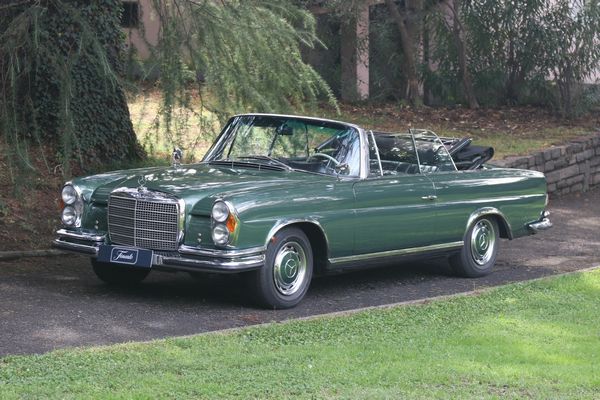 Mercedes-Benz : 280SE Cabriolet  - Asta Automobili da collezione - Associazione Nazionale - Case d'Asta italiane