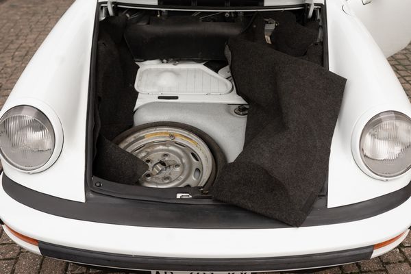 Porsche : 911 Carrera 3.2  - Asta Automobili da collezione - Associazione Nazionale - Case d'Asta italiane