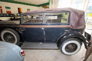 Lancia : Dilambda (Pinin Farina)  - Asta Automobili da collezione - Associazione Nazionale - Case d'Asta italiane