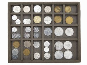 Miscellanea di curiosit� d'epoca  - Asta L'arte di arredare - Associazione Nazionale - Case d'Asta italiane