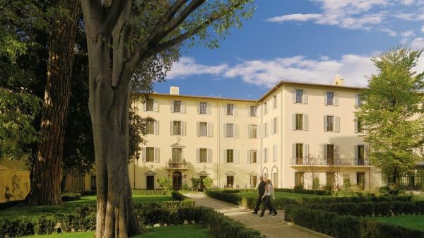 Four Seasons Hotel Firenze  - Asta Pandolfini per Amici di URI - Asta Benefica per Sostenere la Ricerca Scientifica Urologica - Associazione Nazionale - Case d'Asta italiane