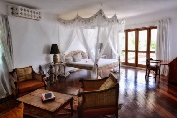 Amani Beach Resort, Kenya  - Asta Pandolfini per Amici di URI - Asta Benefica per Sostenere la Ricerca Scientifica Urologica - Associazione Nazionale - Case d'Asta italiane