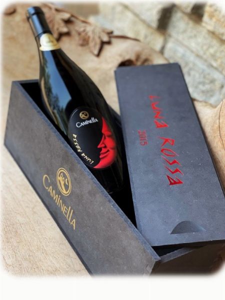 Luna Rossa Vigne Vecchie Caminella 2015  - Asta Pandolfini per Amici di URI - Asta Benefica per Sostenere la Ricerca Scientifica Urologica - Associazione Nazionale - Case d'Asta italiane