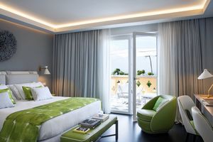 Hotel Byron Forte dei Marmi  - Asta Pandolfini per Amici di URI - Asta Benefica per Sostenere la Ricerca Scientifica Urologica - Associazione Nazionale - Case d'Asta italiane