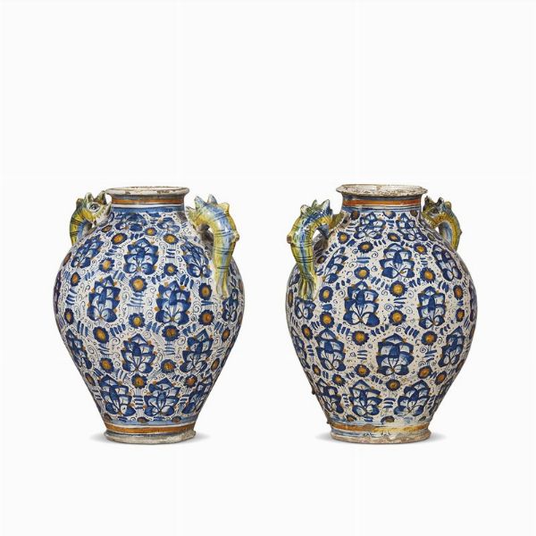 COPPIA DI ORCIOLI, MONTELUPO, SECONDA MET&Agrave; SECOLO XVI  - Asta Arte � ricerca | Dipinti sculture e oggetti d'arte da una raccolta fiorentina  - Associazione Nazionale - Case d'Asta italiane