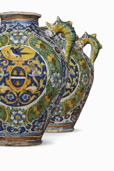 COPPIA DI ORCIOLI, MONTELUPO, SECONDA MET&Agrave; SECOLO XVI  - Asta Arte � ricerca | Dipinti sculture e oggetti d'arte da una raccolta fiorentina  - Associazione Nazionale - Case d'Asta italiane