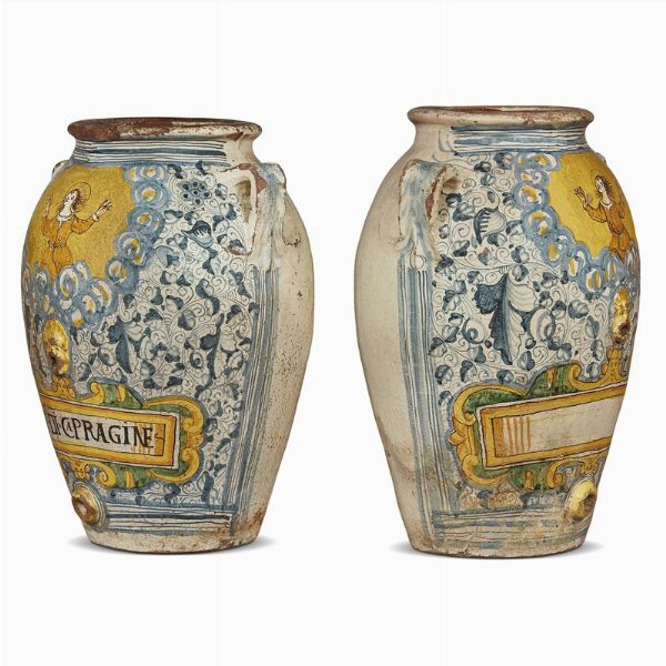 COPPIA DI GRANDI ORCI, MONTELUPO, 1620-1640 CIRCA  - Asta Arte � ricerca | Dipinti sculture e oggetti d'arte da una raccolta fiorentina  - Associazione Nazionale - Case d'Asta italiane