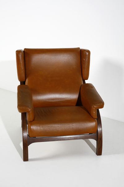 GIAMPIERO VITELLI & TITINA AMMANNATI : Coppia di poltrone Minore per Giuseppe Rossi di Albizzate  - Asta Asta 383 | DESIGN E ARTI DECORATIVE DEL NOVECENTO - FINE DESIGN Tradizionale - Associazione Nazionale - Case d'Asta italiane