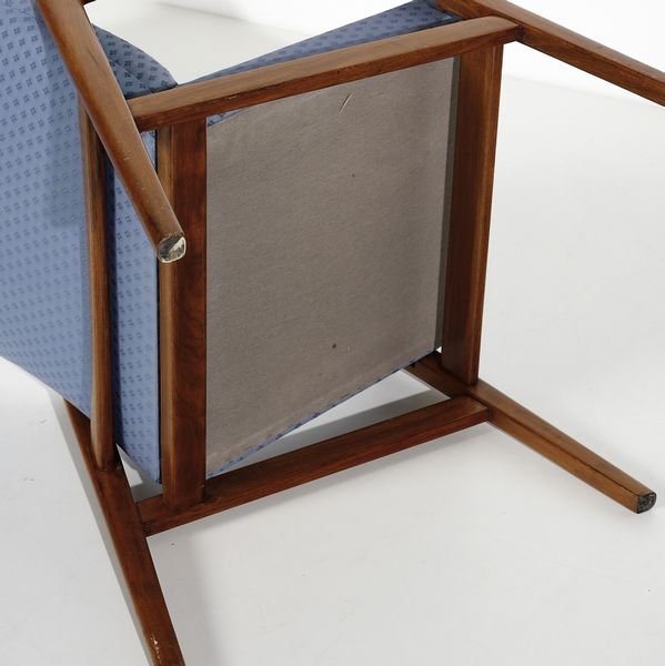 BRUK ARNESTAD : Quattro poltrone  - Asta Asta 383 | DESIGN E ARTI DECORATIVE DEL NOVECENTO - FINE DESIGN Tradizionale - Associazione Nazionale - Case d'Asta italiane