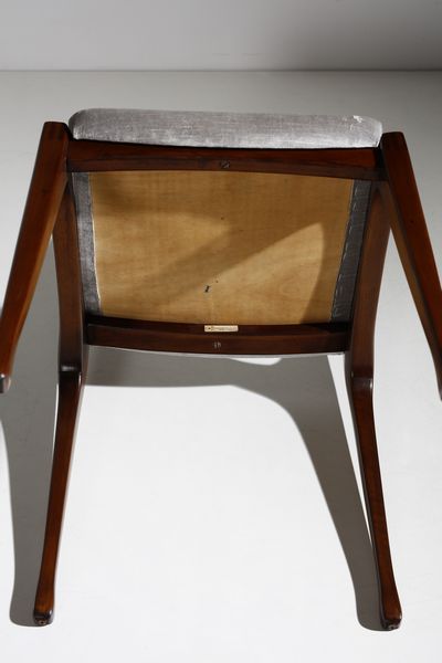 DE CARLI CARLO (1910 - 1999) : Quattordici sedie 693  per Figli di Amedeo Cassina, Meda  - Asta Asta 383 | DESIGN E ARTI DECORATIVE DEL NOVECENTO - FINE DESIGN Tradizionale - Associazione Nazionale - Case d'Asta italiane