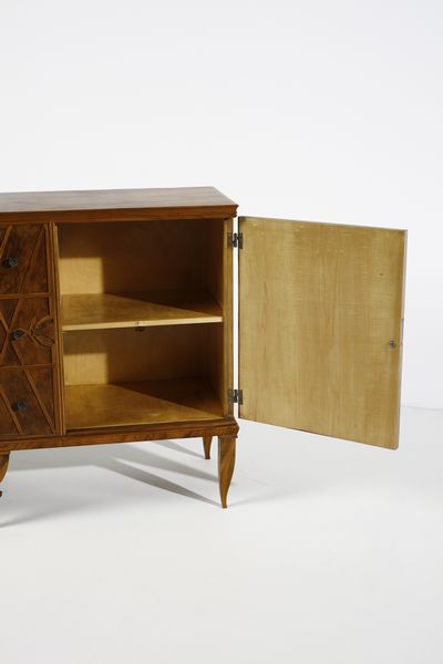 BUZZI TOMASO (1900 - 1981) : Credenza  - Asta Asta 383 | DESIGN E ARTI DECORATIVE DEL NOVECENTO - FINE DESIGN Tradizionale - Associazione Nazionale - Case d'Asta italiane