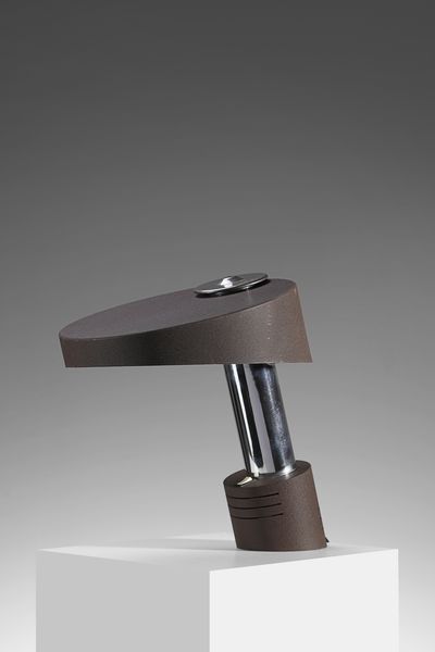 STILNOVO : Lampada da tavolo  - Asta Asta 383 | DESIGN E ARTI DECORATIVE DEL NOVECENTO - FINE DESIGN Tradizionale - Associazione Nazionale - Case d'Asta italiane