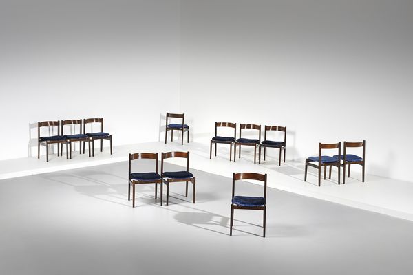 FRATTINI GIANFRANCO (1926 - 2004) : Dodici sedie 101 per Cassina  - Asta Asta 383 | DESIGN E ARTI DECORATIVE DEL NOVECENTO - FINE DESIGN Tradizionale - Associazione Nazionale - Case d'Asta italiane