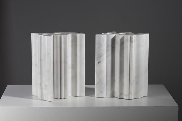 MANGIAROTTI ANGELO (1921 - 2012) : Coppia di vasi prodotti da Fucina per Skipper  - Asta Asta 383 | DESIGN E ARTI DECORATIVE DEL NOVECENTO - FINE DESIGN Tradizionale - Associazione Nazionale - Case d'Asta italiane