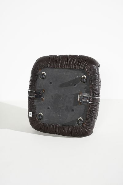 SCARPA AFRA (1937 -2011) & TOBIA (n. 1935) : Poltrona con poggiapiedi Soriana per Cassina  - Asta Asta 383 | DESIGN E ARTI DECORATIVE DEL NOVECENTO - FINE DESIGN Tradizionale - Associazione Nazionale - Case d'Asta italiane